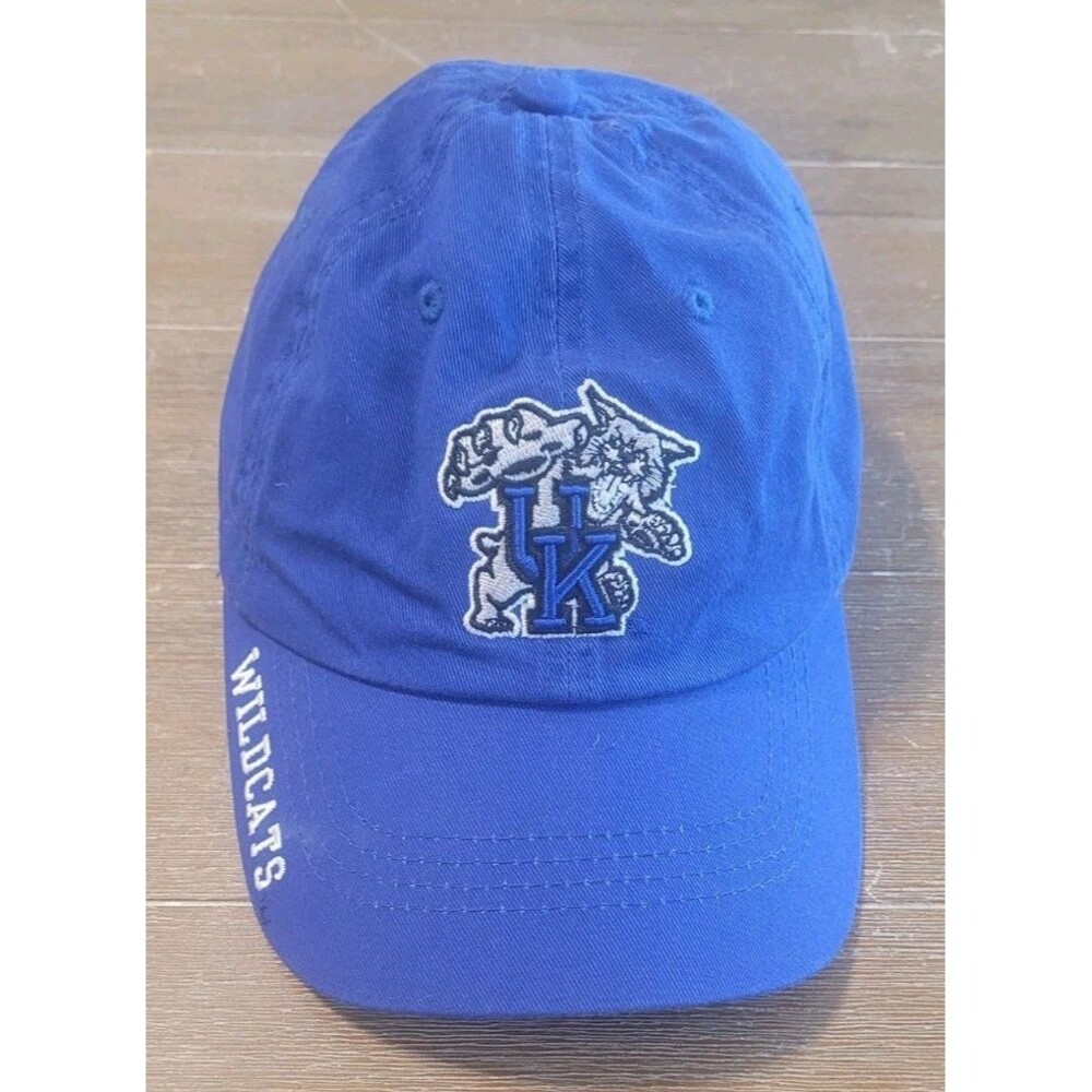 Kentucky Wildcats Hat - Blue UK Captivating Adjustable Strap Cap NCAA Logo